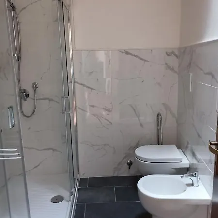 Elena's Ito55o23c1o1o32515 Appartement *