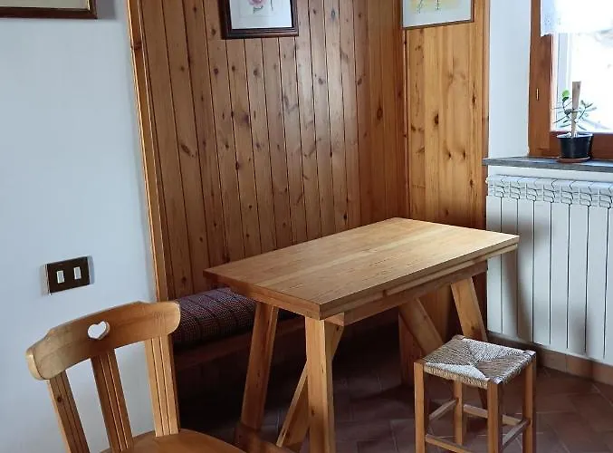 Elena's Ito55o23c1o1o32515 アパート *